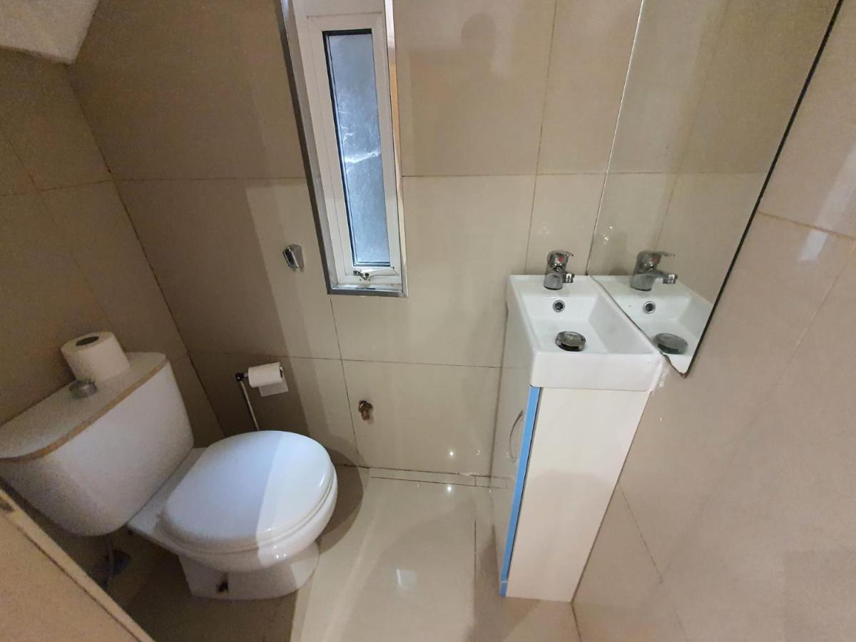 Private Room- Direct Travel Central/ Heathrow London Ngoại thất bức ảnh