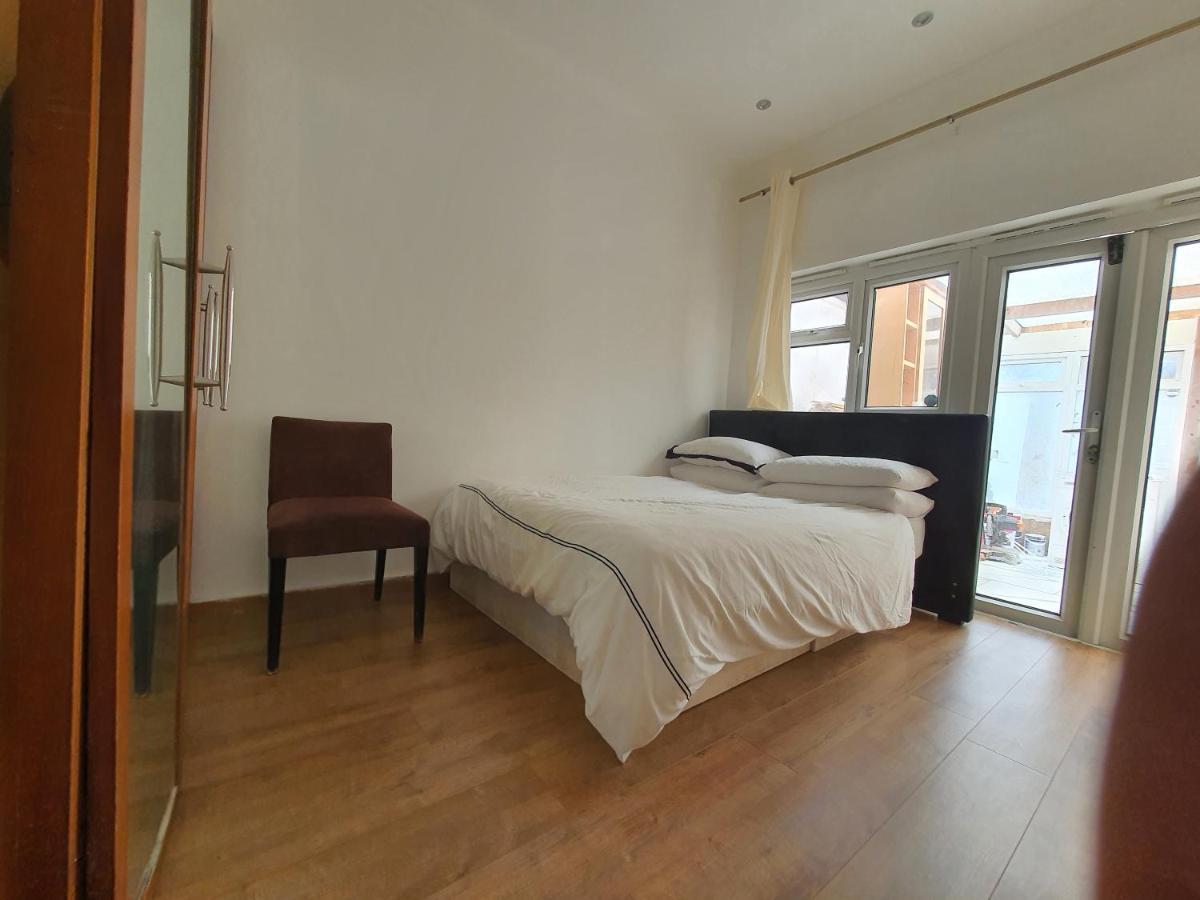 Private Room- Direct Travel Central/ Heathrow London Ngoại thất bức ảnh